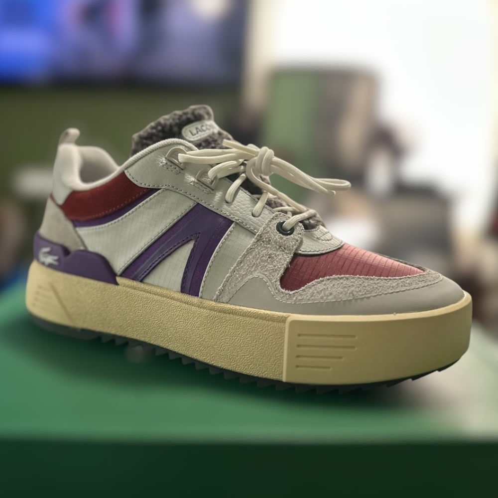 Brand New Lacoste  L002 Wntr 223 1 SFA women's Size 9.5